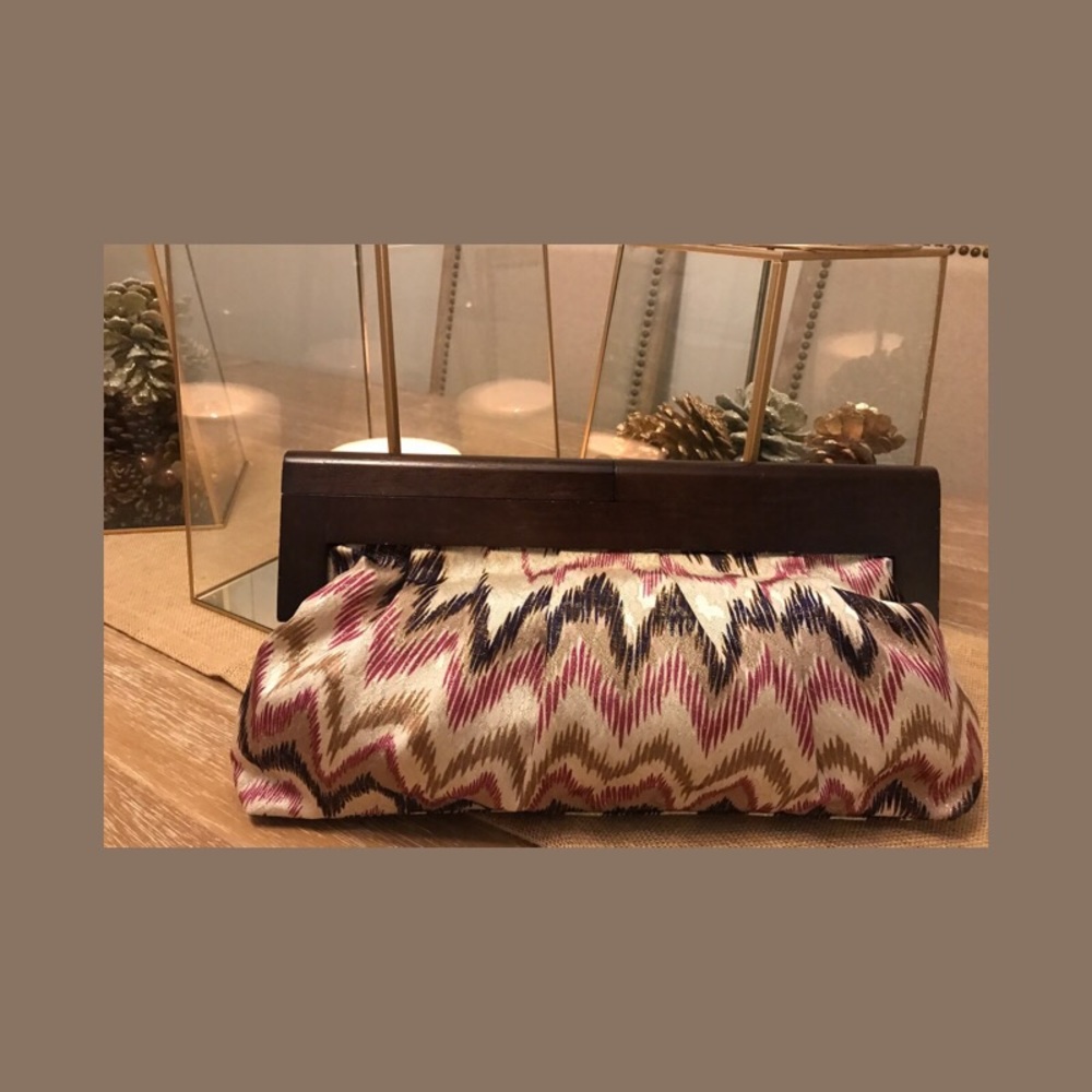 Aldo Clutch